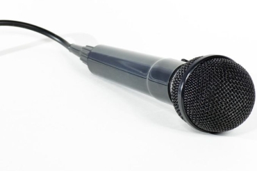 怎么让自己的声音变成麦克风 part-00356-1127.jpg