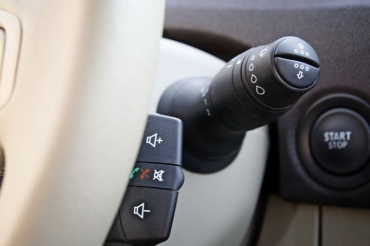 手刹怎么刹车的 part-00944-846.jpg