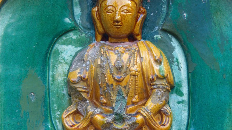 属兔子的本命佛是哪一尊，难道不是我们一直在寻找的那尊神圣佛像吗？