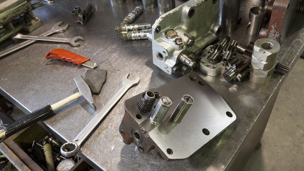 模具抛光吧-百度贴吧--东莞贵华模具研磨抛光,光学镜面模具抛光--贵华