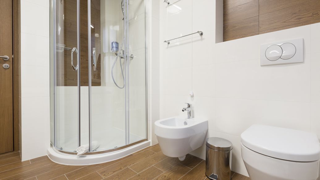 整体浴室吧-百度贴吧--远铃整体浴室--于1997年7月2日在长沙诞生中国