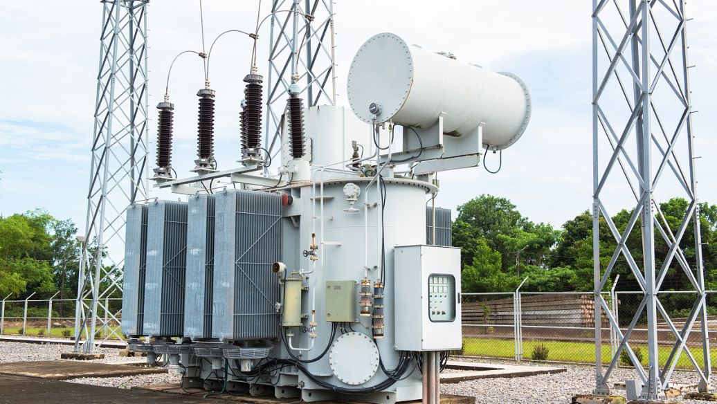 Step Up Transformer vs Step-Down Transformer: Key Differences, Working Principle, Applications Step Up Transformer vs Step-Down Transformer: Key Differences, Working Principle, Applications